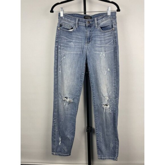 Judy Blue Light Blue Relaxed Fit JB8273MD Destroyed Distressed Jeans Size 9/29 - Picture 1 of 7